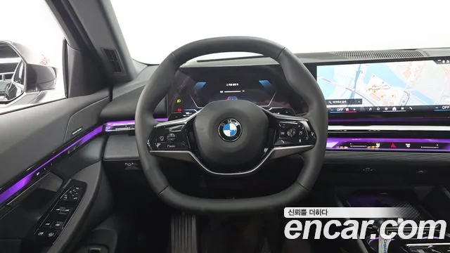 BMW 5-Series 5 серия (G60) — Фото автомобиля 12
