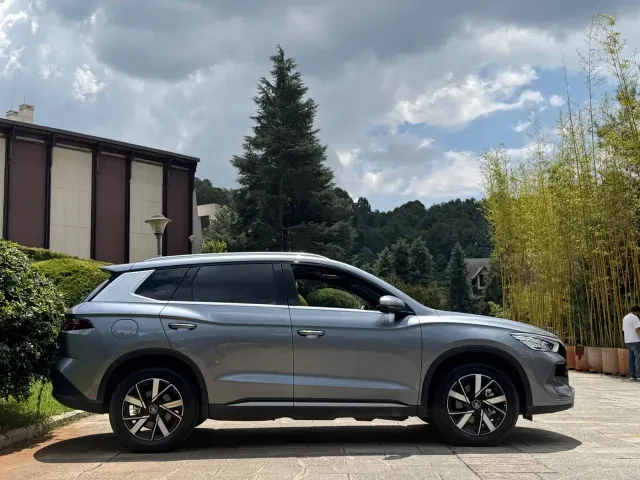 BYD Song Pro — Фото автомобиля 5