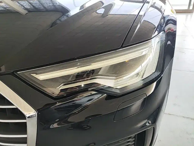 Audi A6L — Фото автомобиля 23