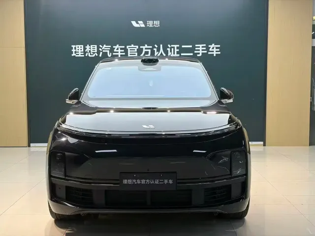 Li Auto L9 — Фото автомобиля 2