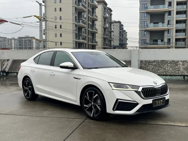 Skoda Octavia — Фото автомобиля 3