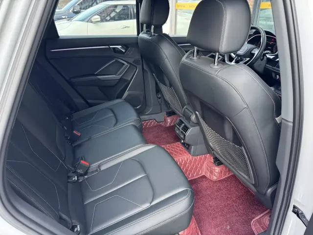 Audi Q3 — Фото автомобиля 19