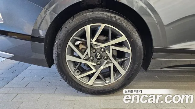 Hyundai Grandeur GN7 — Фото автомобиля 5