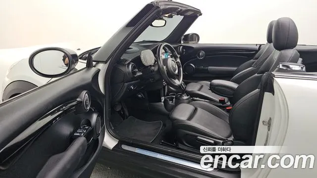 Mini Cooper Convertible — Фото автомобиля 10