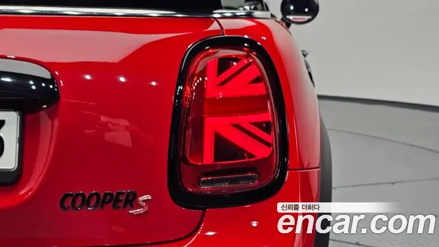 Mini Cooper Convertible — Фото автомобиля 6
