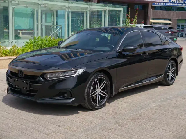 Фотография автомобиля — Honda Accord