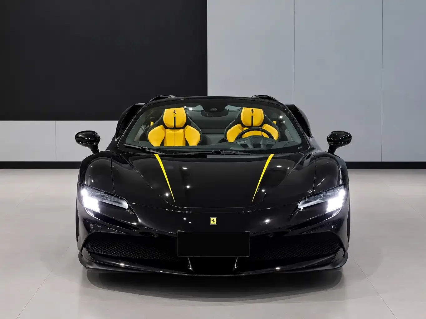 Ferrari SF90 2021 3.9T V8 Spider — Фото автомобиля 2