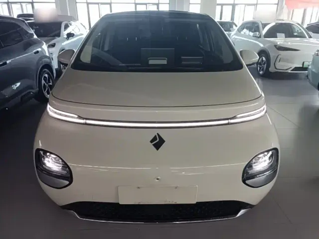 Baojun Cloud — Фото автомобиля 2