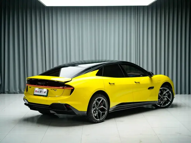 Lotus Emeya — Фото автомобиля 7