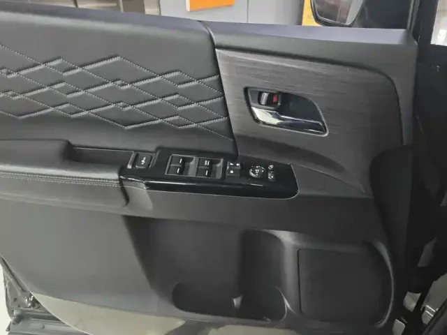 Honda Elysion — Фото автомобиля 7