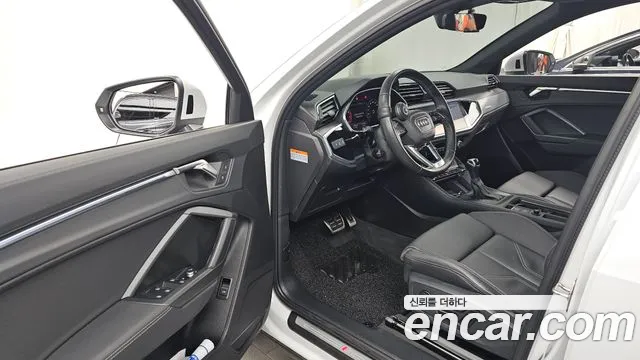 Audi Q3 F3 — Фото автомобиля 15