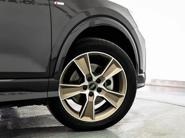 Audi Q2L — Фото автомобиля 20