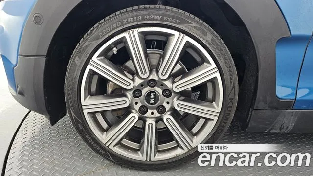 MINI Clubman — Фото автомобиля 5