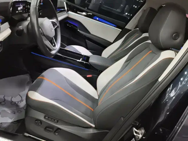 Volkswagen ID.6 CROZZ 2021 Facelift Long Range PRO — Фото автомобиля 14