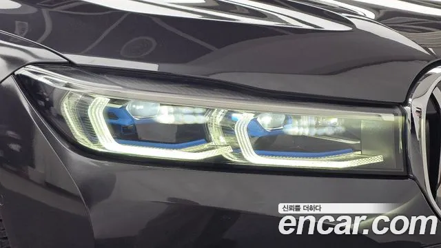 BMW 7 Series — Фото автомобиля 22