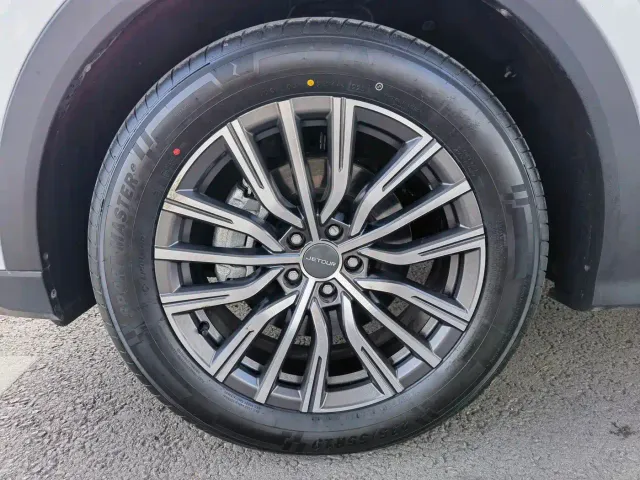 Jetour X70 Plus — Фото автомобиля 9