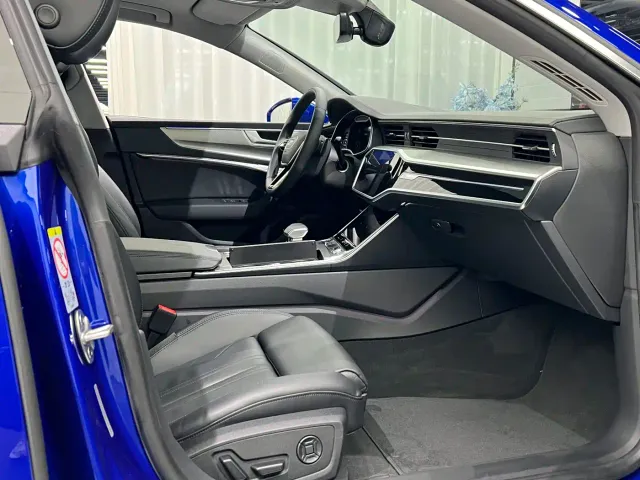 Audi A7 — Фото автомобиля 4