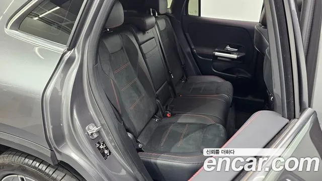 Mercedes-Benz GLA-Class — Фото автомобиля 10