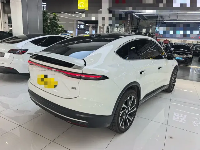 Nio EC6 — Фото автомобиля 18