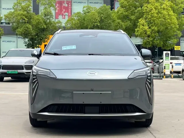 GAC Aion Y — Фото автомобиля 2