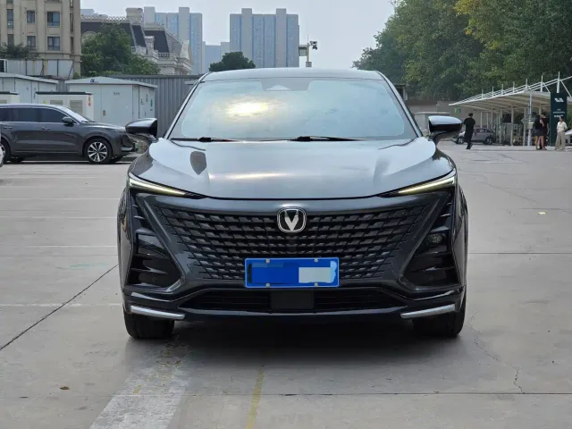 Changan UNI-T — Фото автомобиля 2