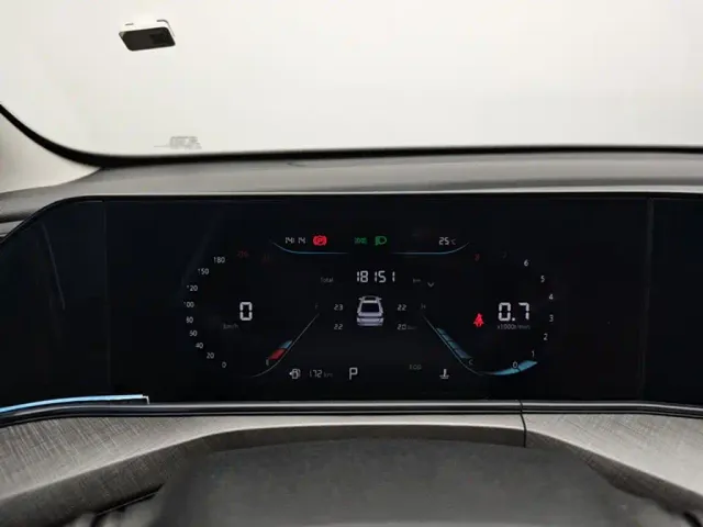 Changan Eado — Фото автомобиля 5