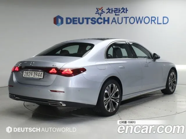 Mercedes-Benz E-Class E-класс W214 — Фото автомобиля 2