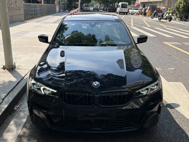 BMW 3 Series — Фото автомобиля 2