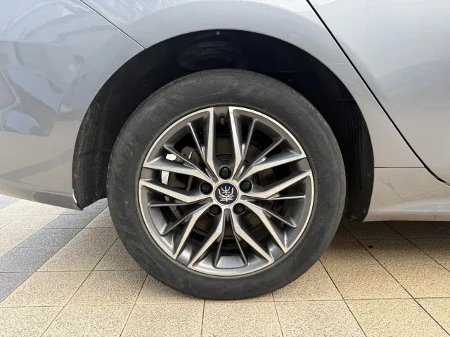 BYD Qin PLUS — Фото автомобиля 11