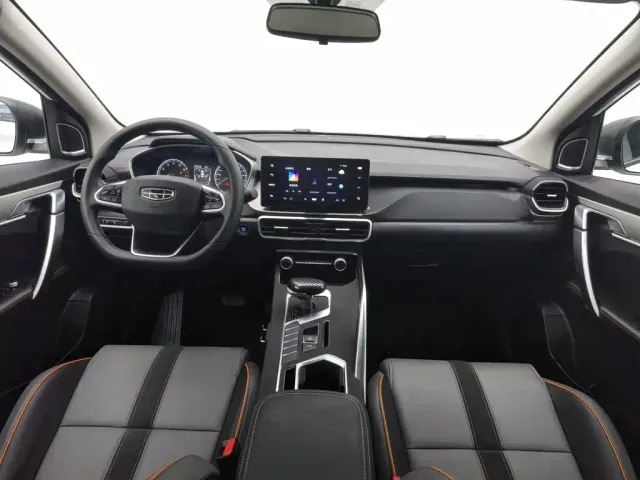 Geely Binyue — Фото автомобиля 5