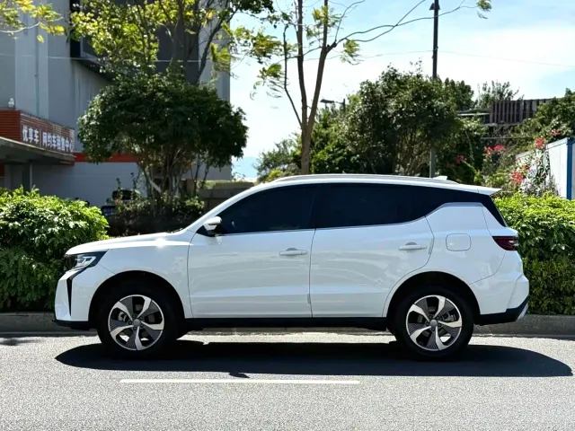 Geely Haoyue PRO — Фото автомобиля 7