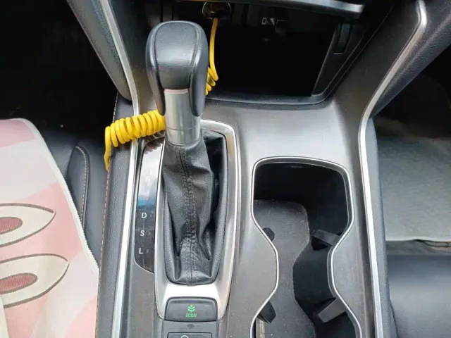 Honda Accord — Фото автомобиля 6