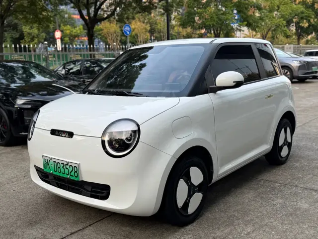 Фотография автомобиля — Changan Lumin