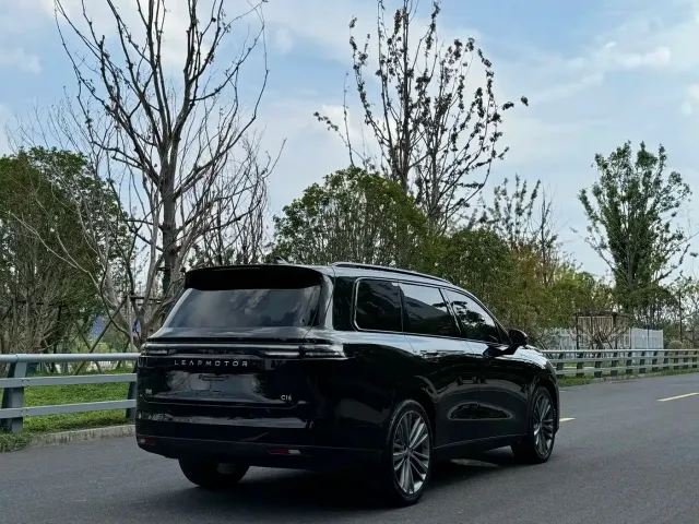 Leapmotor C16 — Фото автомобиля 9