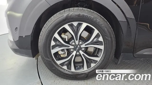 Kia Carnival 4th Gen — Фото автомобиля 5