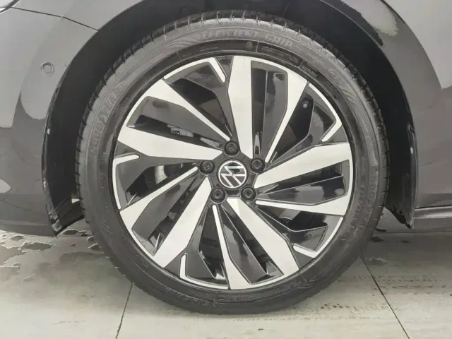 Volkswagen Passat — Фото автомобиля 17