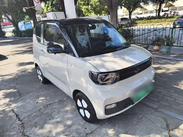 Wuling Hongguang Mini EV — Фото автомобиля 3