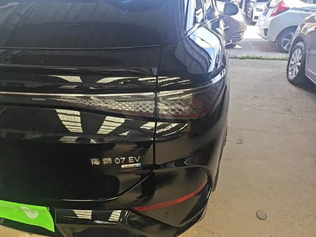 BYD Sealion 07 EV — Фото автомобиля 23