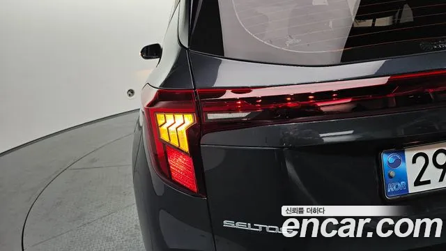 Kia Seltos — Фото автомобиля 8