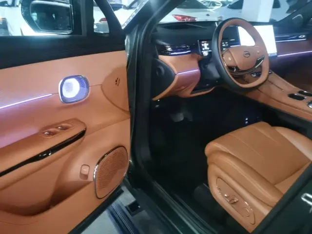 GAC Trumpchi Xiangwang S7 — Фото автомобиля 15