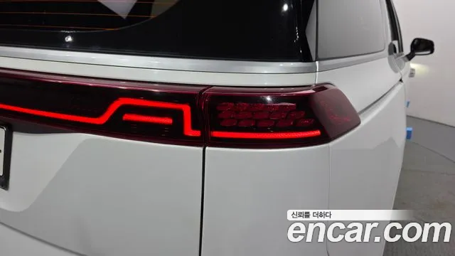 Kia Canival Carnival 4 поколение Бензин 9 мест Prestige — Фото автомобиля 23