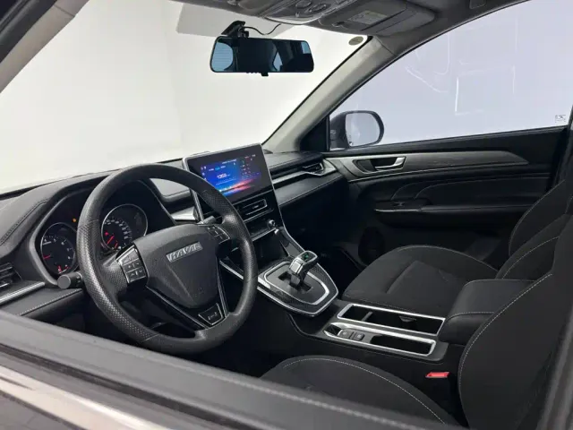 Haval M6 — Фото автомобиля 13