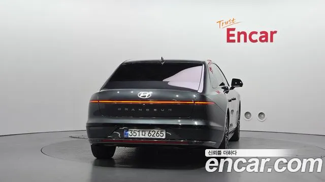 Hyundai Grandeur GN7 — Фото автомобиля 4