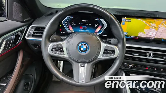 BMW i4 — Фото автомобиля 19