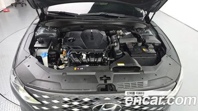 Hyundai Grandeur New — Фото автомобиля 6