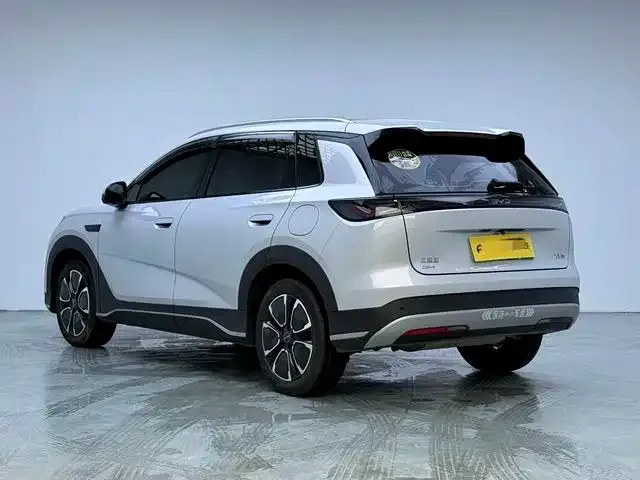 BYD Seal 05 DM-i — Фото автомобиля 4