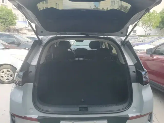 BYD Sealion 05 EV — Фото автомобиля 18