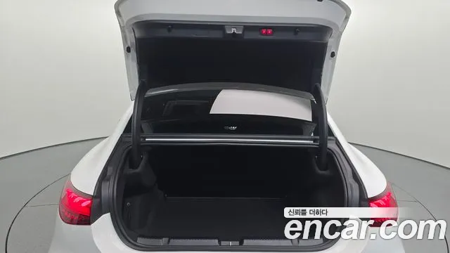 Mercedes-Benz EQE V295 — Фото автомобиля 18