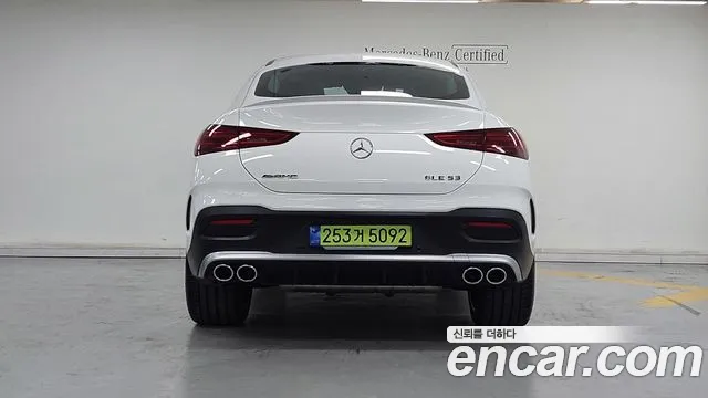 Mercedes-Benz GLE-Class — Фото автомобиля 4