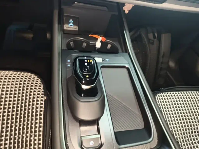 Ford Edge — Фото автомобиля 13